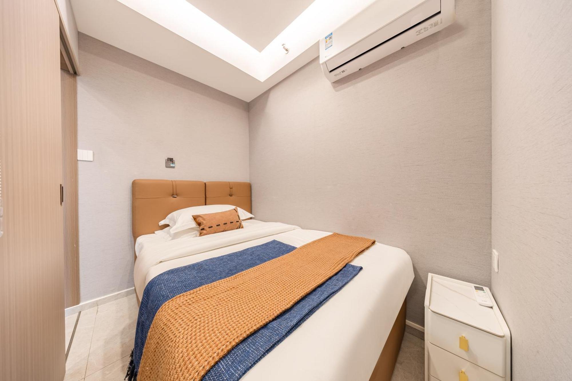 Boruisi Video And Audio Light House - Shenzhen Convention And Exhibition Center Gangxia Metro Station Aparthotel Exteriör bild