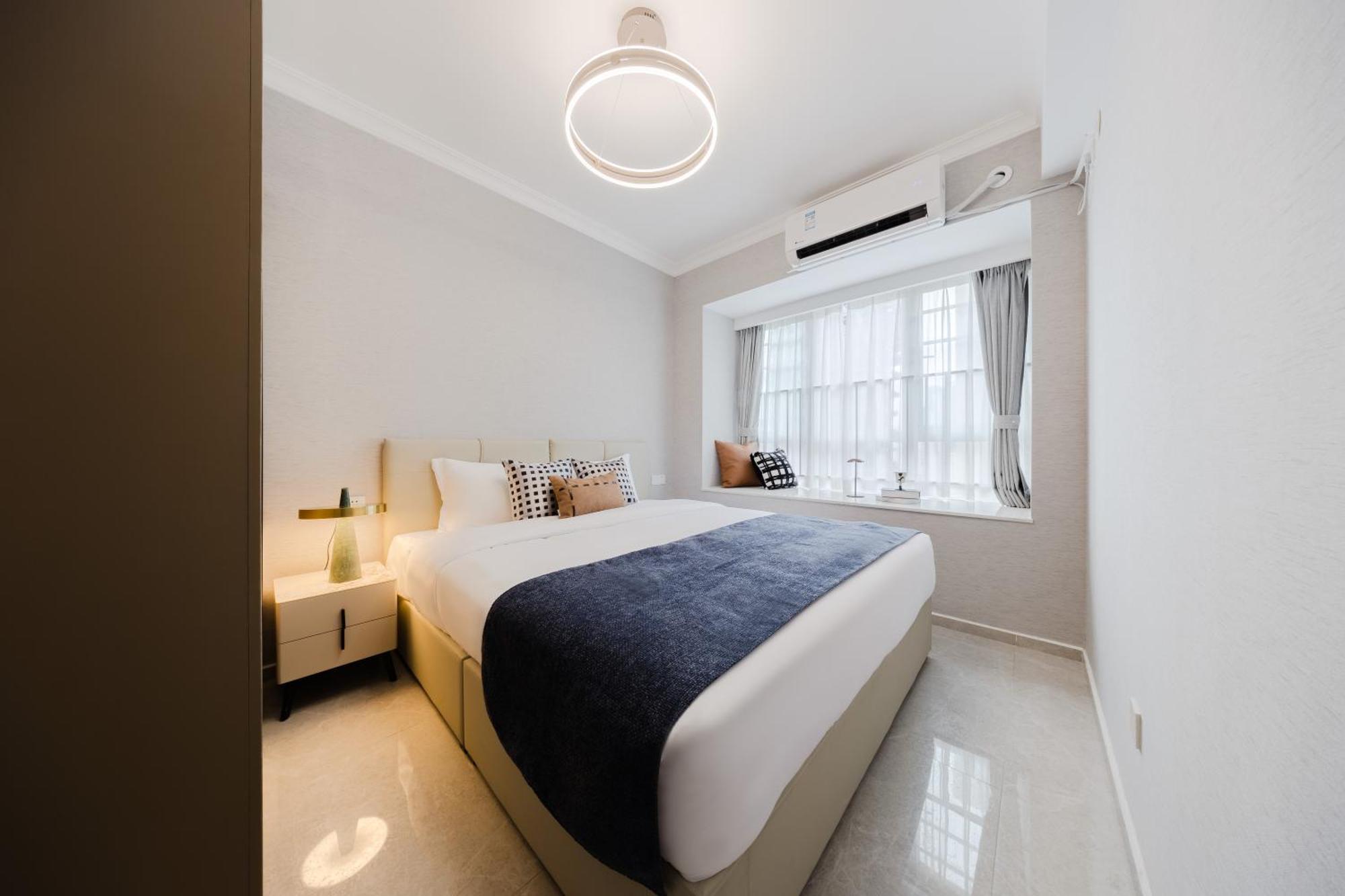 Boruisi Video And Audio Light House - Shenzhen Convention And Exhibition Center Gangxia Metro Station Aparthotel Exteriör bild