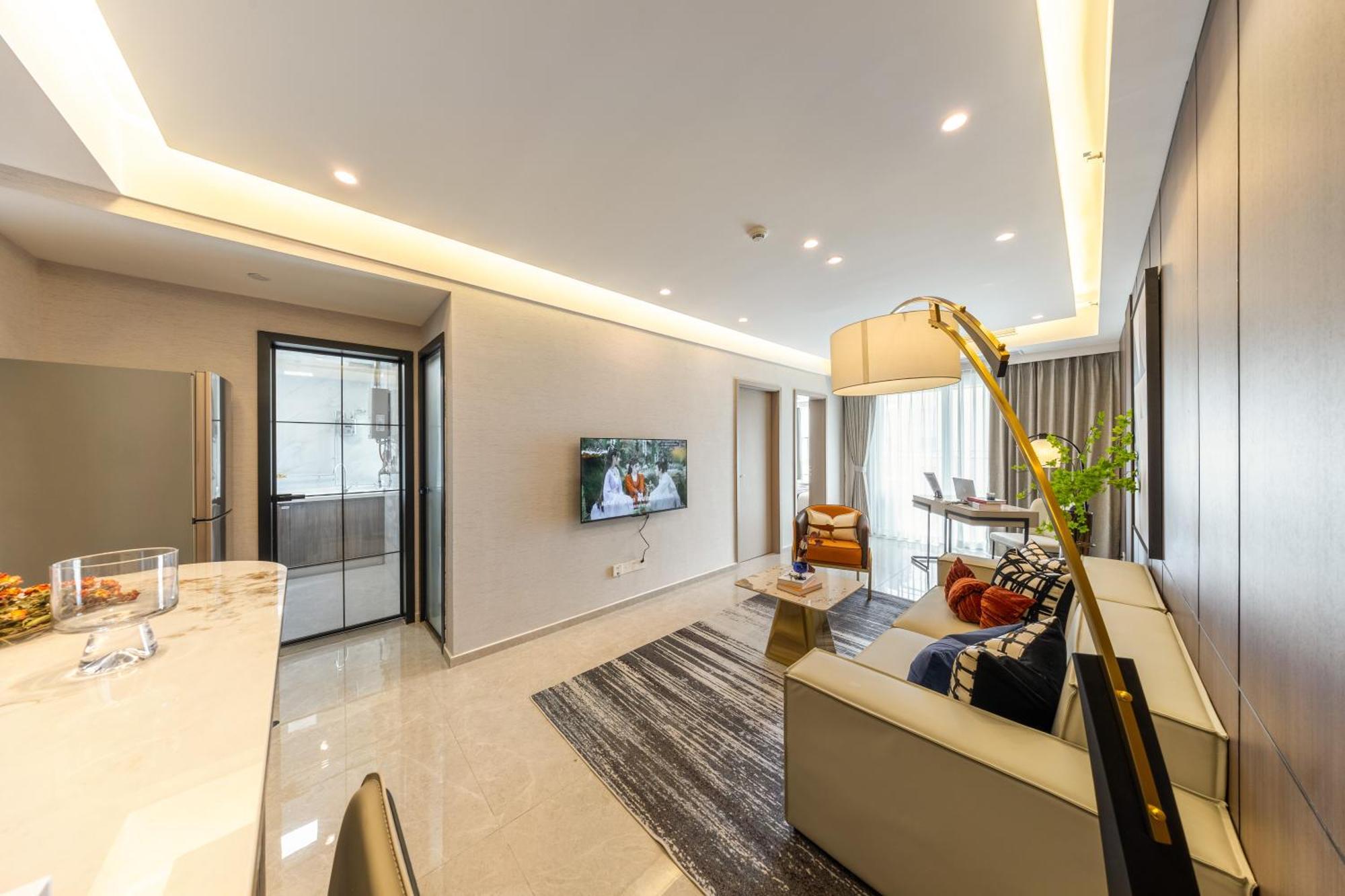 Boruisi Video And Audio Light House - Shenzhen Convention And Exhibition Center Gangxia Metro Station Aparthotel Exteriör bild